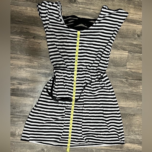Auw Stripped Dress w/ Belt (jr m) - Picture 7 of 7